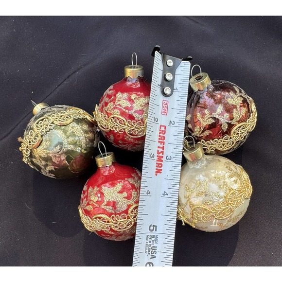 Gold Glitter Lace Trim Decorated Glass Ball Ornaments Lot 5 Vintage Christmas S1 - Picture 5 of 8
